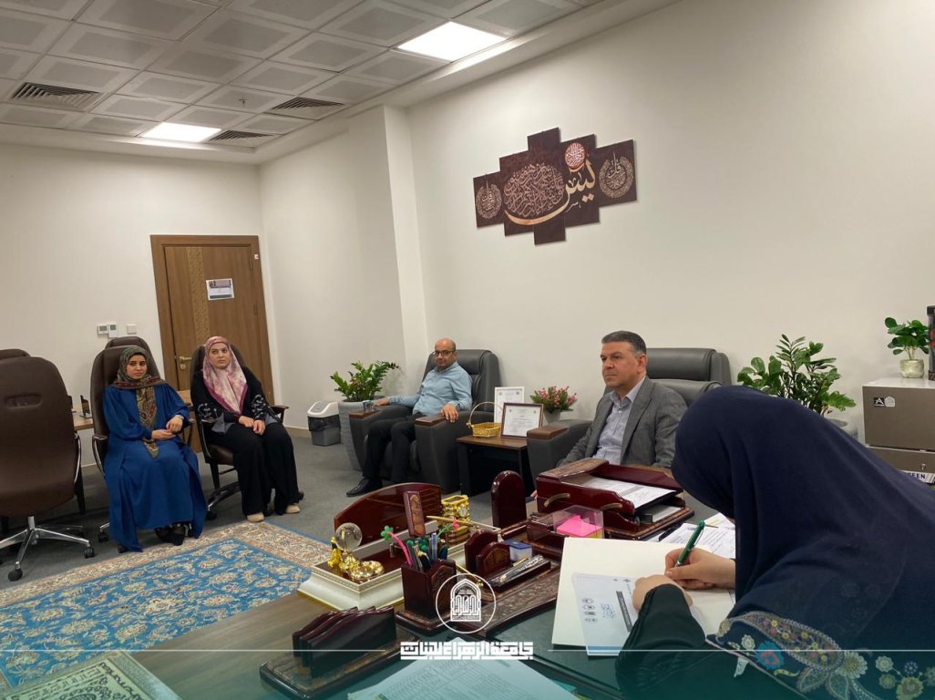 عميدة كلية الصيدلة تتابع أعمال لجنة احتساب المعدلات وتؤكد على الدقة وسرعة الإنجاز