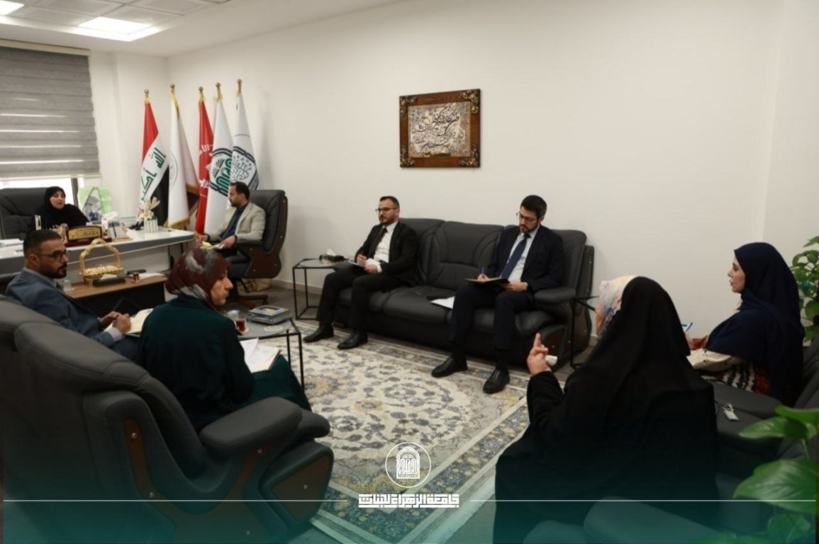السيدة العميدة تترأس اجتماع مجلس الكلية لبحث استعدادات الامتحانات الوزارية وتعزيز التنسيق الأكاديمي