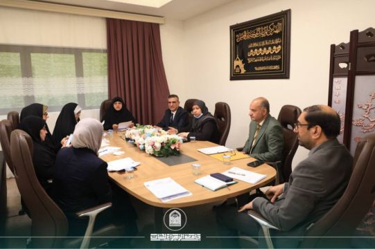 اجتماع الملاك المتقدم في جامعة الزهراء (ع) لمناقشة الخطط الأكاديمية والتنظيمية