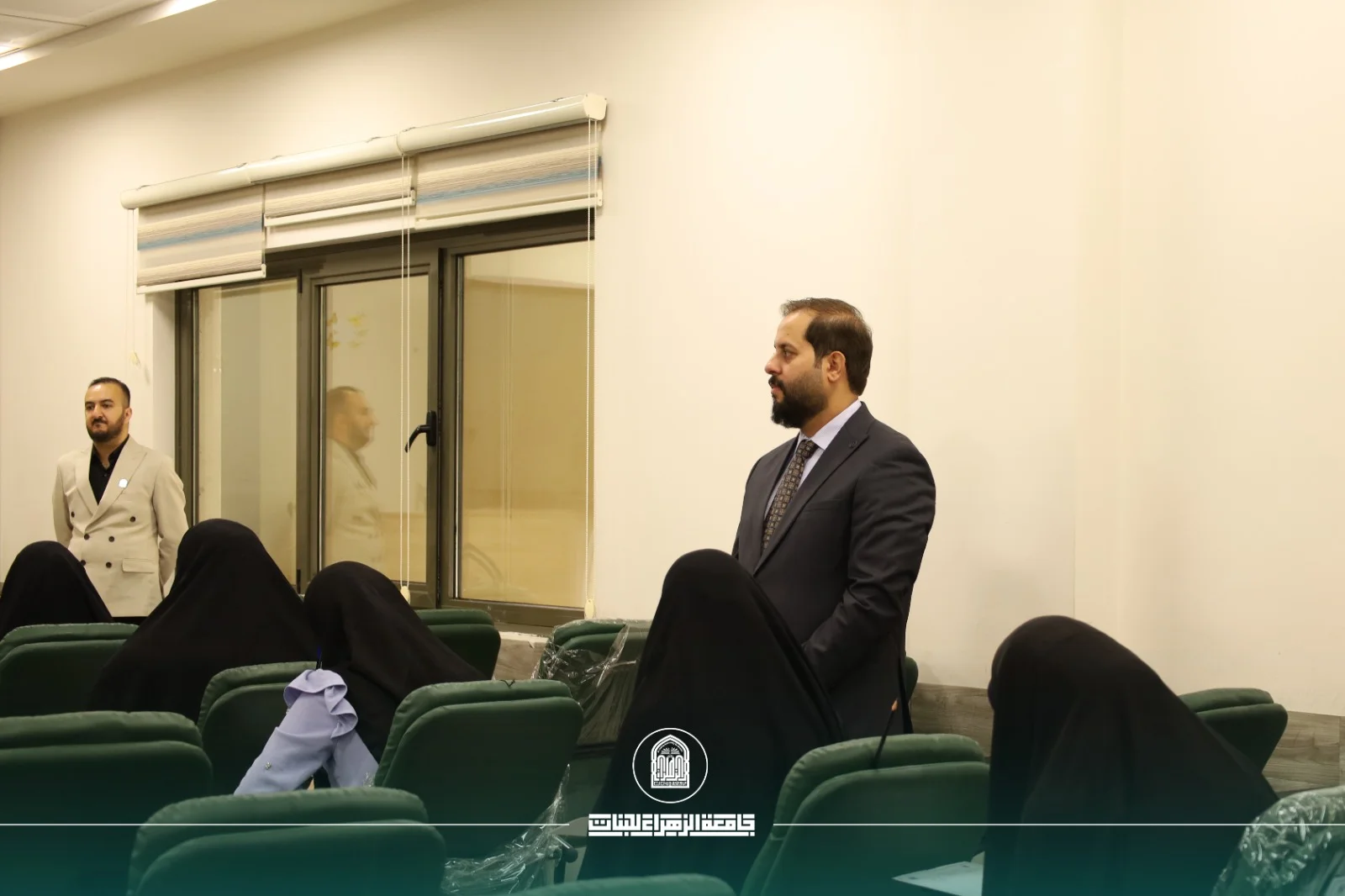 كلية التربية تشهد انسيابية في الامتحانات النهائية للمرحلة الأولى