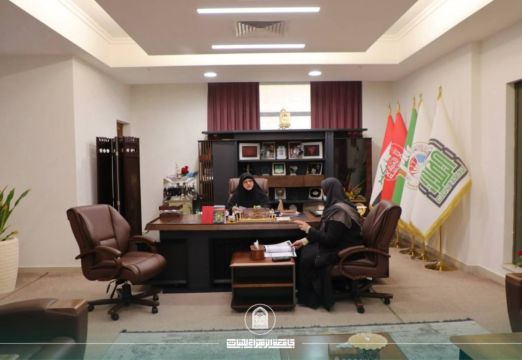 President of Al-Zahraa University Discusses Program Accreditation Report and Future Plans of Faculty of Pharmacy