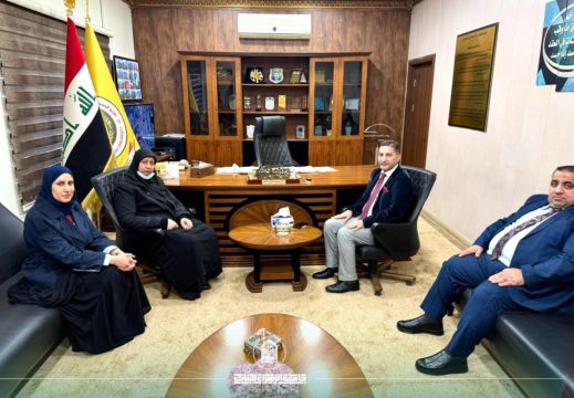 A delegation from the College of Pharmacy pays an official visit to Al-Mustansiriya University to enhance academic cooperation.