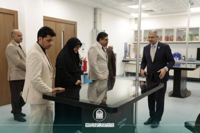 زيارة لجنة استحداث كلية الطب إلى جامعة الزهراء (ع) للبنات