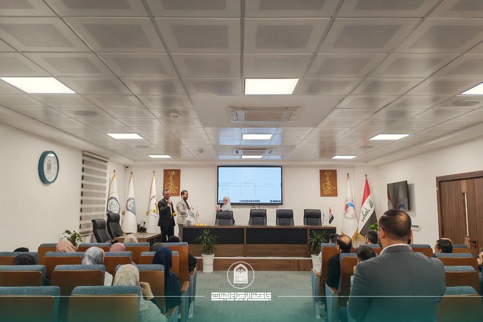 كلية الهندسة وتكنولوجيا المعلومات تنتخب ممثلها التدريسي وسط أجواء تنافسية إيجابية