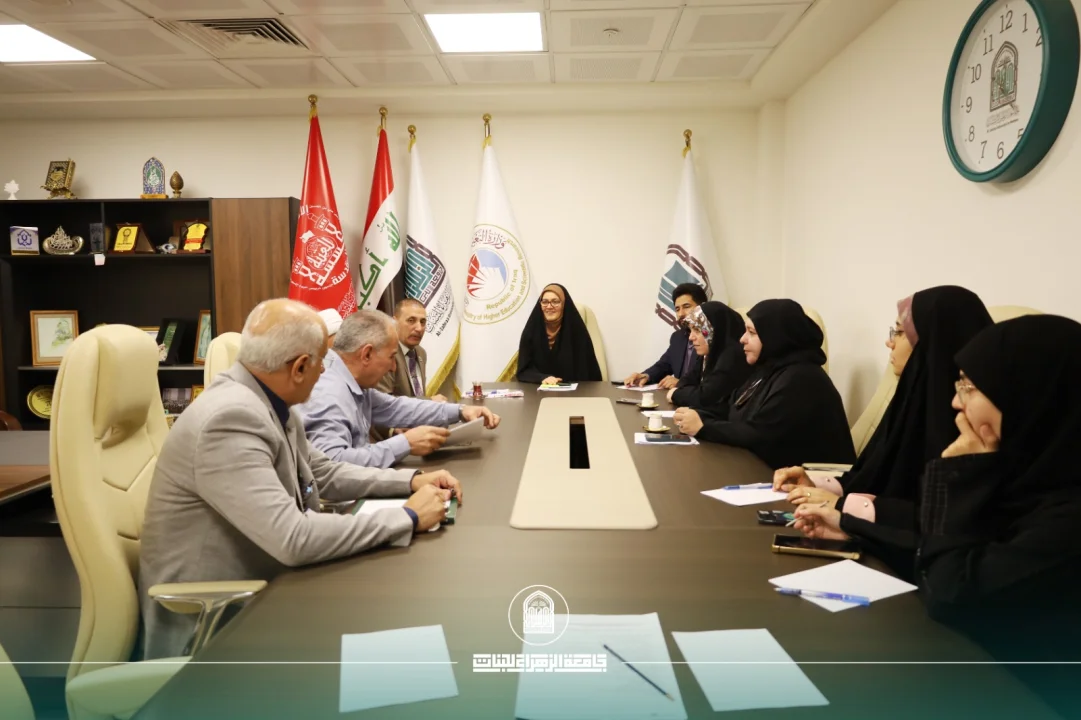 كلية التربية تعقد اجتماع مجلس الكلية بمشاركة أرباب العمل وممثلة الطالبات لتعزيز الشراكة وتطوير البيئة التعليمية