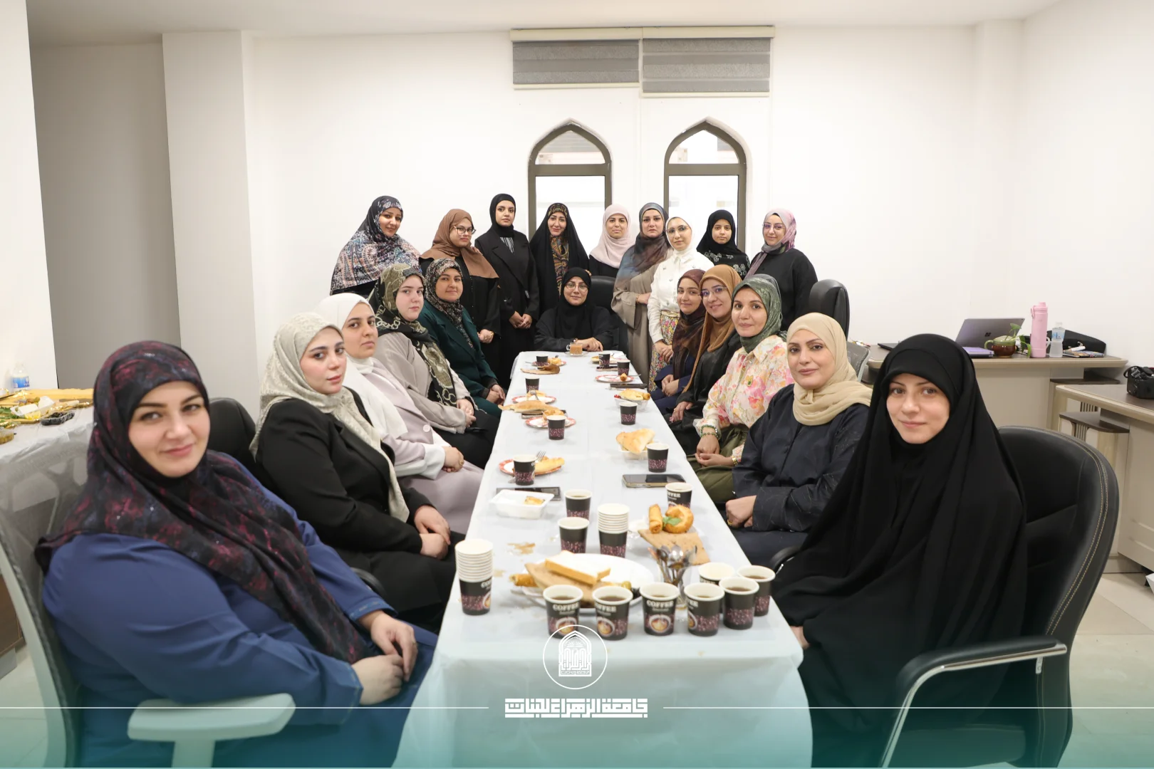 صباحٌ يجمعنا.. قسم التصميم الرقمي يفتح يومه بروح الفريق