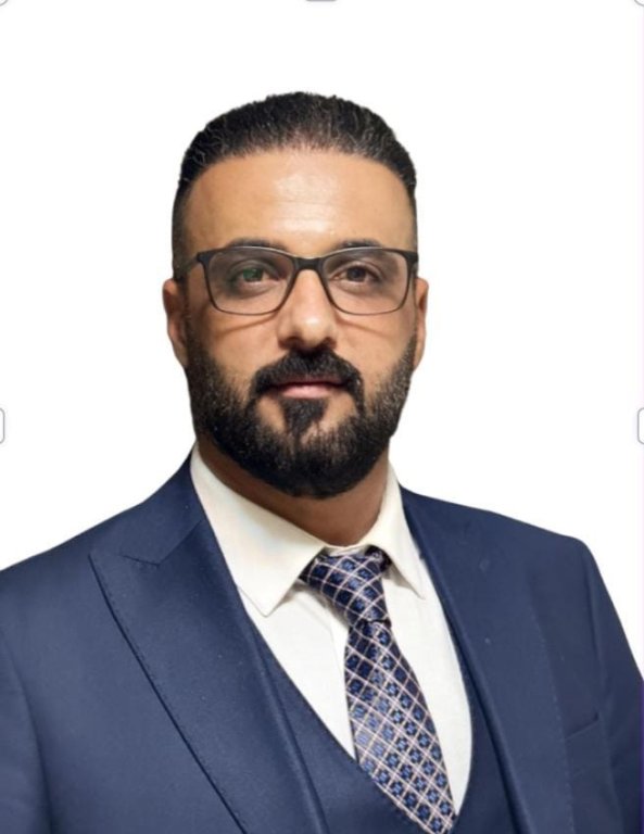 عميد الكلية