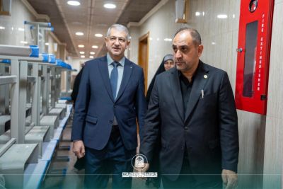 وفد من جامعة الزهراء (ع) للبنات يزور إعدادية الثقلين المهنية للبنات