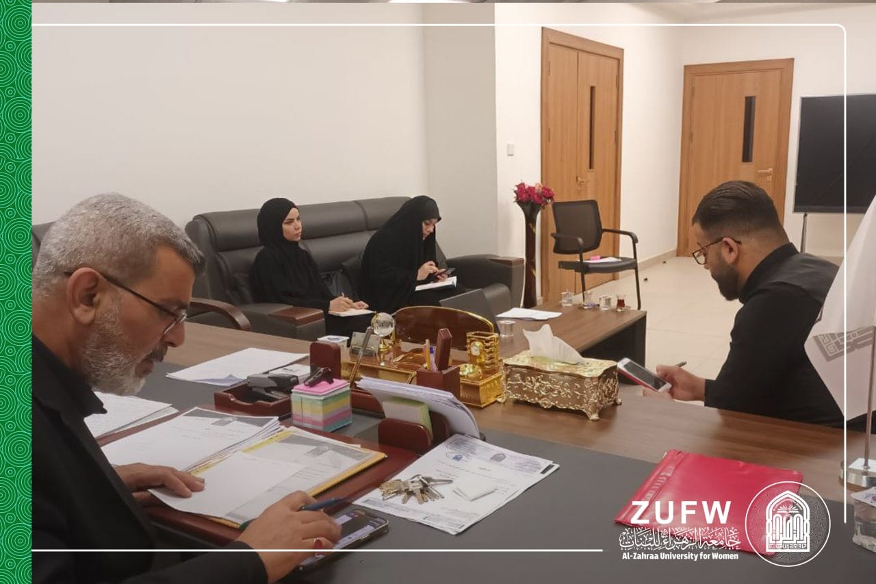 لمناقشة متطلبات العام الدراسي القادم  كلية التربية تعقد اجتماعا موسعاً مع رؤساء أقسامها الثلاث