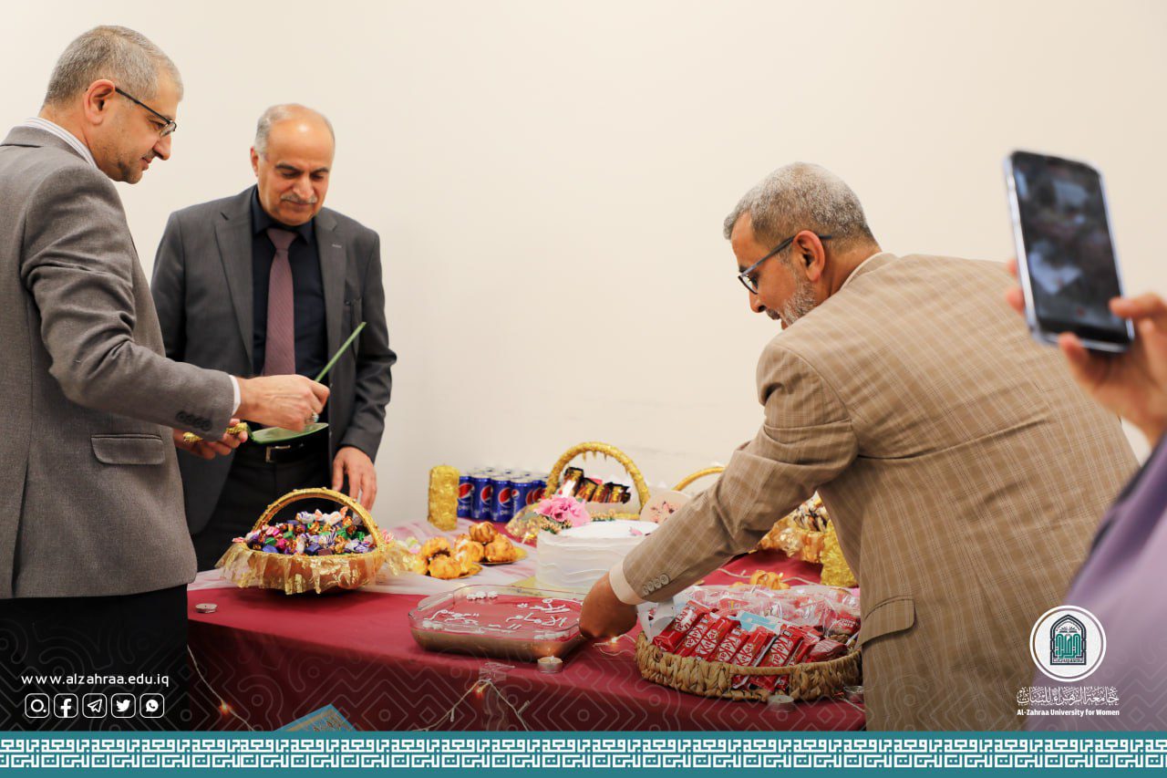 قسم الشؤون الإدارية والمالية يقيم احتفالاً بمناسبة ذكرى ولادة الإمام المهدي (عجل الله فرجه)