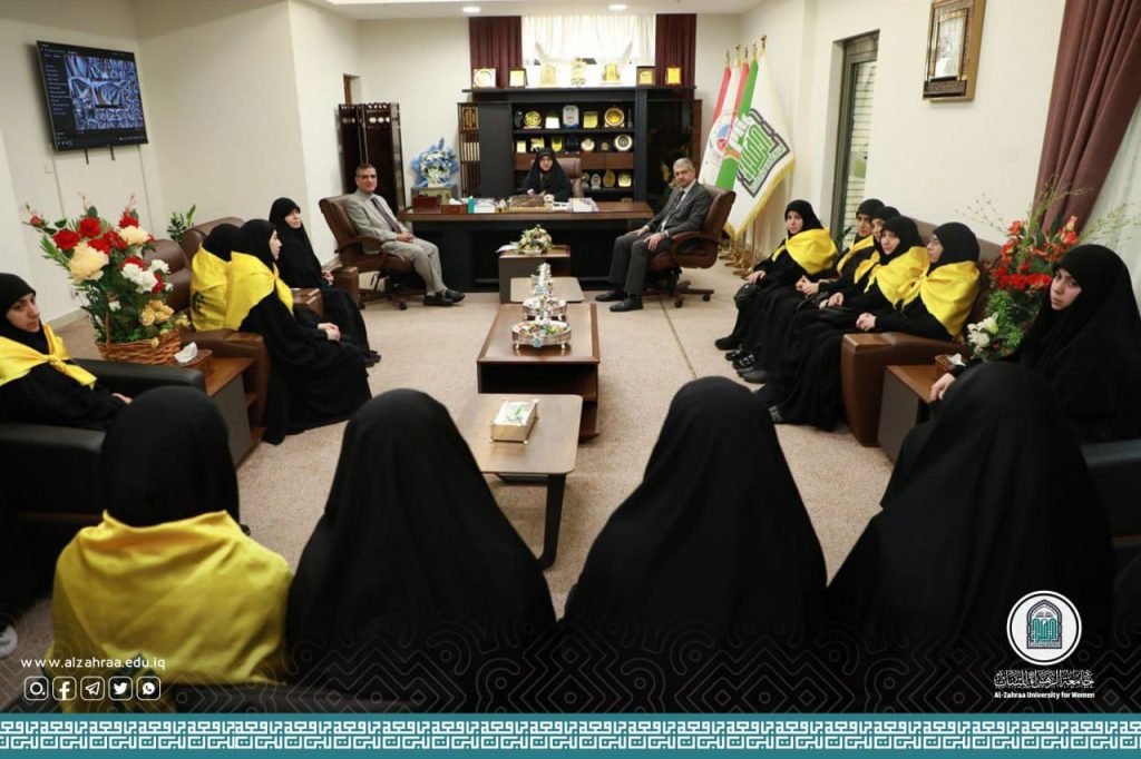 جامعة الزهراء (عليها السلام) للبنات تستقبل وفدا من جامعة المصطفى(صلوات الله عليه وعلى آله) فرع لبنان.