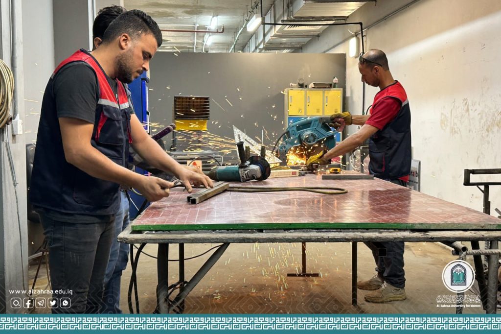 جهود استثنائية للملاكات الفنية في جامعة الزهراء (عليها السلام) للبنات