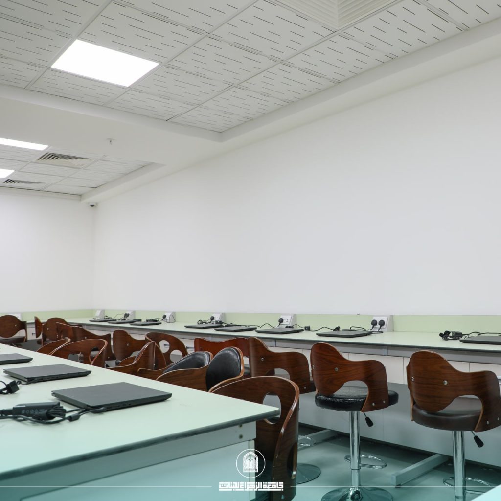 The College of Engineering and Information Technology opens a computer laboratory with International Standards