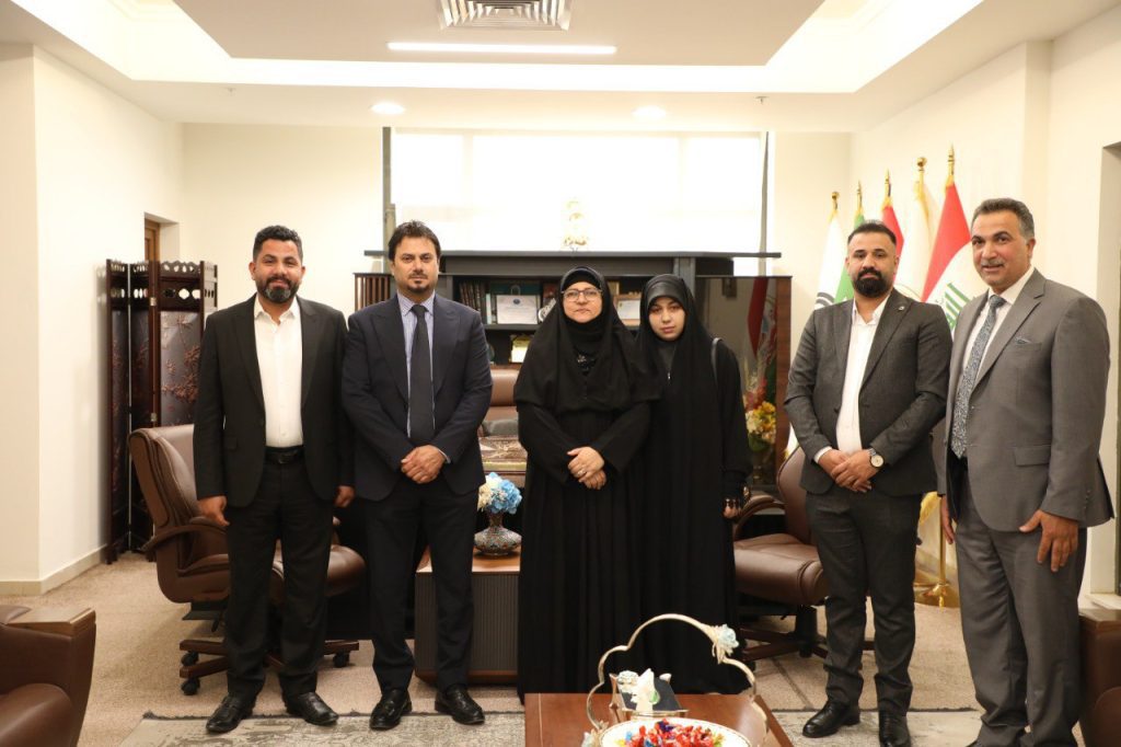 وفد من أكاديمية الإمام الحسين (ع) للصم يزور جامعة الزهراء (ع) لمناقشة التعاون الثنائي