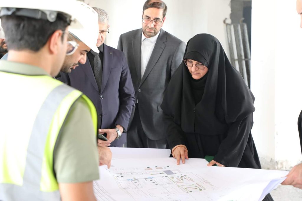 جولة ميدانية للسيدة رئيسة الجامعة واعضاء المجلس للاطلاع على مراحل إنجاز أبنية الكليات والأقسام العلمية المستحدثة