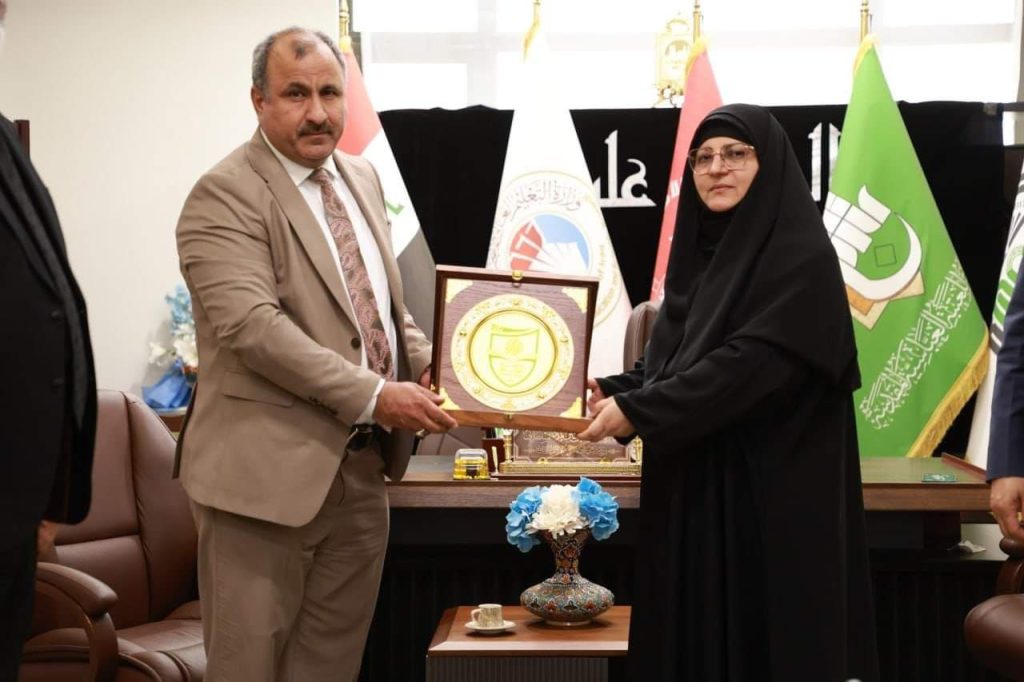 Al-Zahraa University for Women Signs a Cooperation Agreement with Maysan University