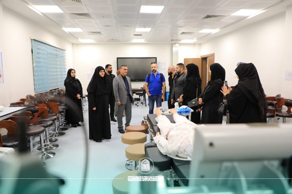 Al-Zahra University for Women Receives Theatrical Delegation from Tunisia and Syria