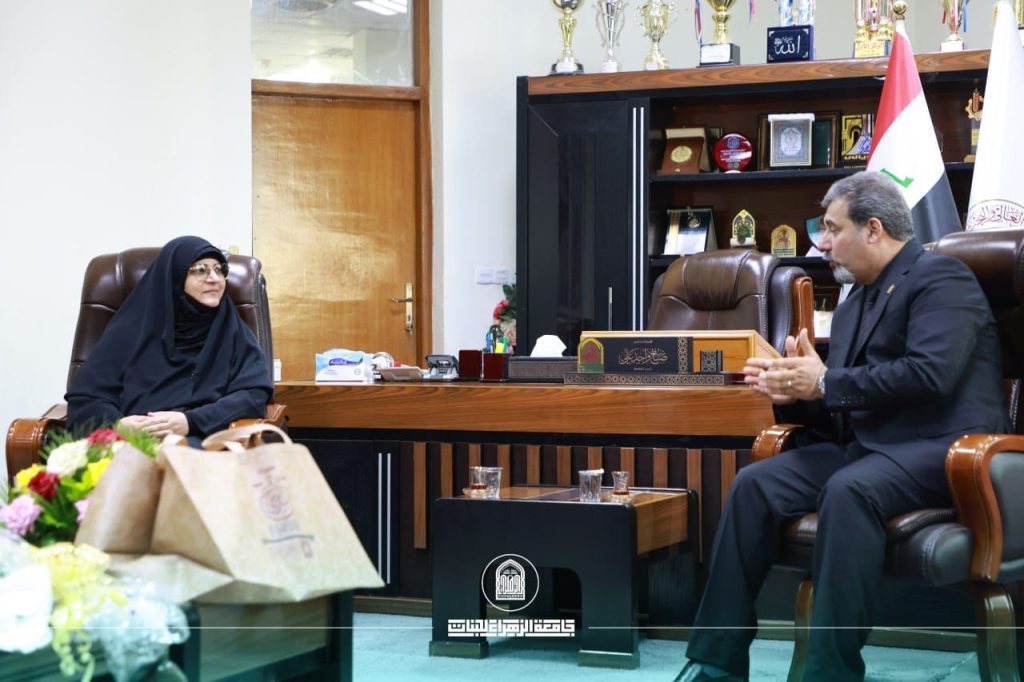 جامعة الزهراء (عليها السلام) للبنات تزور جامعة كربلاء وتهنئ رئيسها الجديد