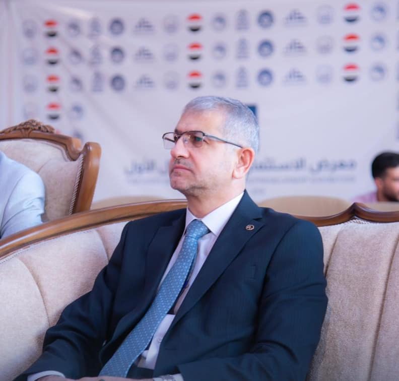 مشاركة السيد المساعد العلمي لرئيسة جامعة الزهراء (ع) للبنات في معرض جامعة وارث الانبياء