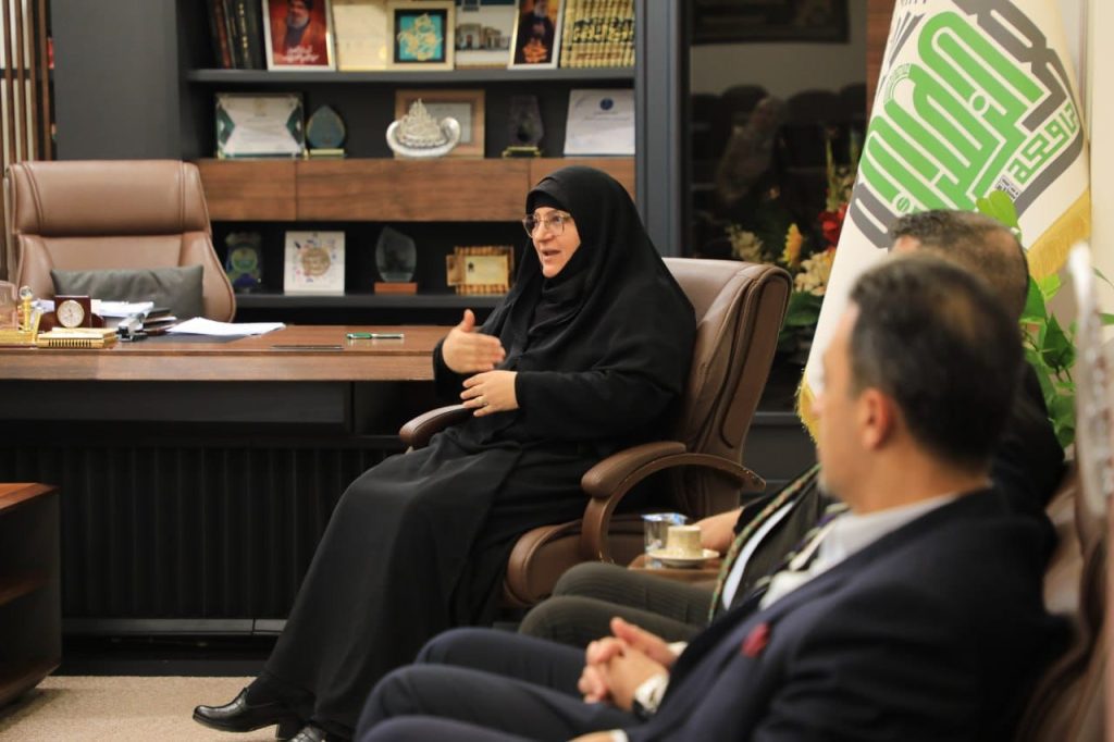 وفدٌ الخلية النفسية الاستراتيجية يزورُ جامعة الزهراء (عليها السلام) ويطّلع على كلياتها وبرامجها الإرشادية