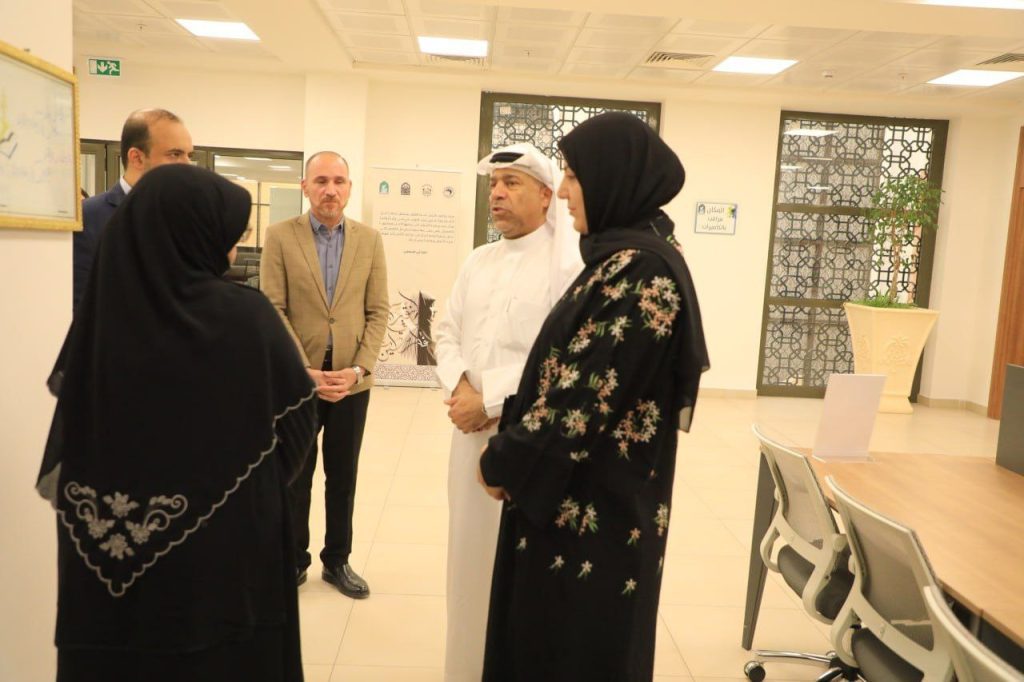 Delegation from Department of Intellectual Affairs at Imam Hussein Holy Shrine Visits Library of Al-Zahraa University for Women