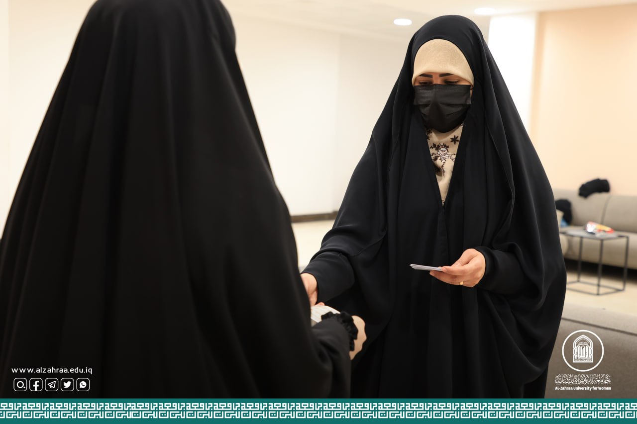 لدعم الجانب الثقافي والتنموي لدى الطالبات مبادرة فكرية تقيمها شعبة الإرشاد النفسي والتوجيه التربوي في الجامعة