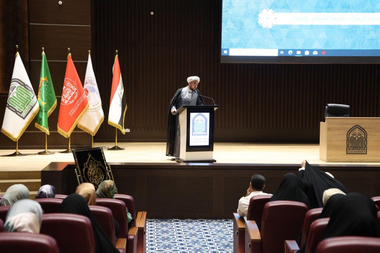 قسم اللغة العربية يقيم ندوة شعرية مع الشاعر الشيخ مصطفى النصراوي