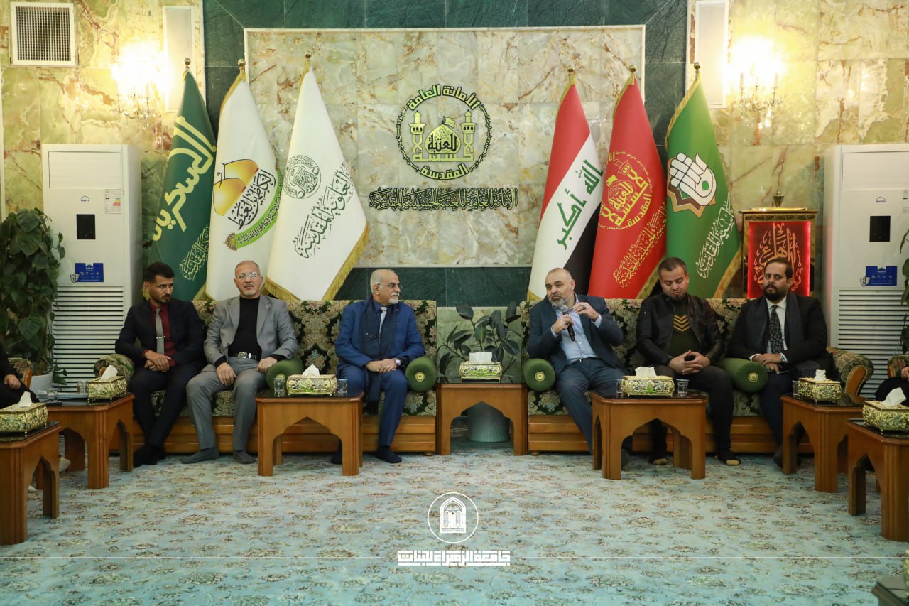 قسم التربية الفنية بجامعة الزهراء (ع) للبنات ينظم سفرة علمية إلى متحف العتبة الحسينية المقدسة